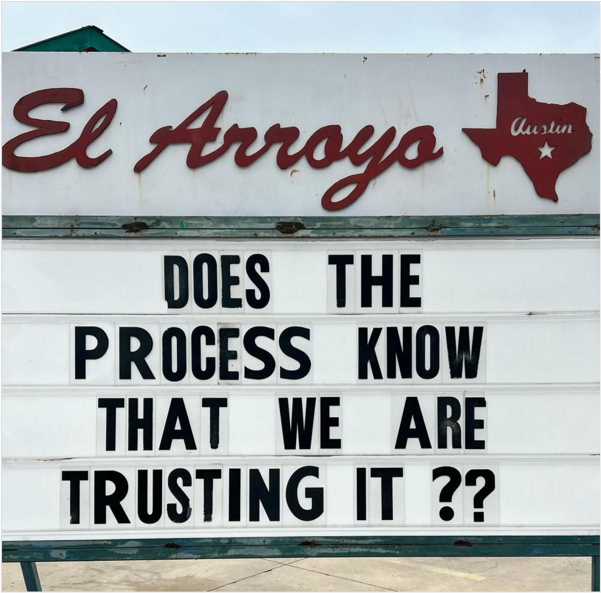 El Arroyo Sign